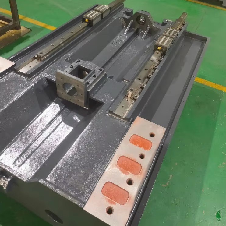 CNC Vertical Machining Center  – обзор и цена Heavy Equipment Center